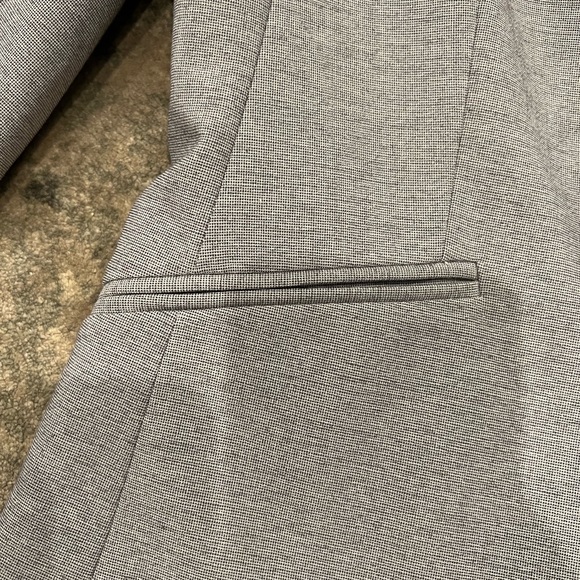H&M - women’s suit jacket - Grey - Size 8 - Picture 4 of 5